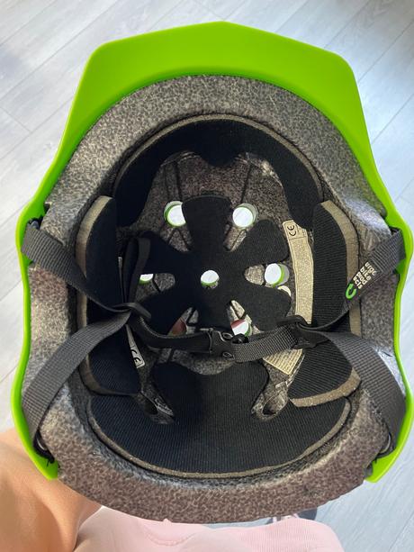 Urge prilba zelena, m