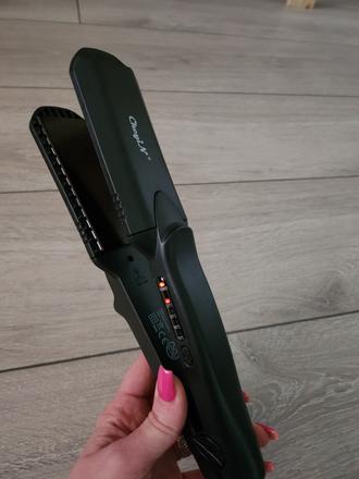 Široká žehlička na vlasy, 