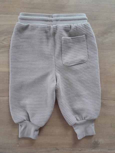 Tepláky, reserved,80