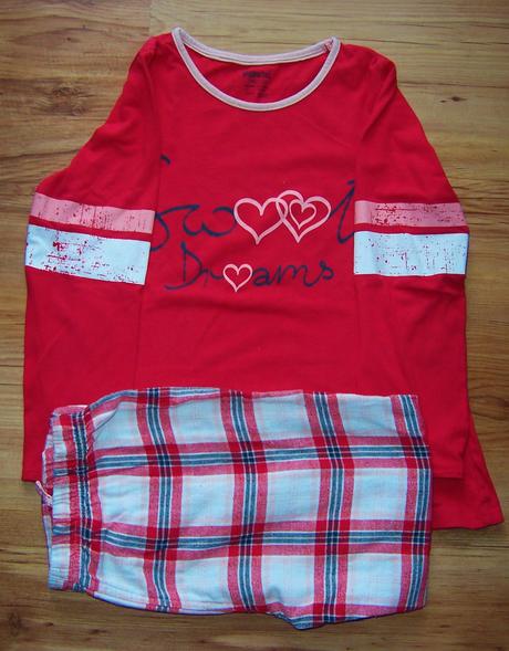 Flanelové pyžamo, 134