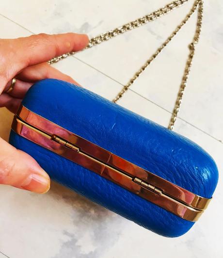 Kabelka na retiazke, 