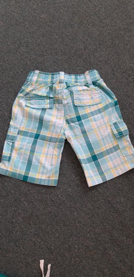 Šortky, kik,92
