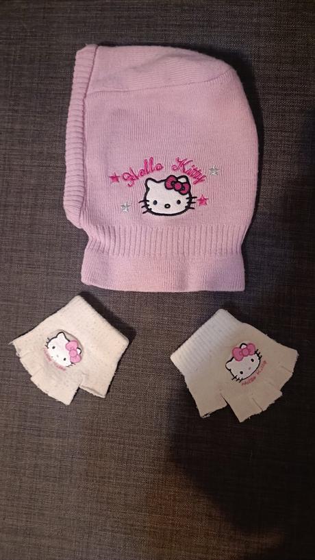 Čiapka a rukavičky, hello kitty,104