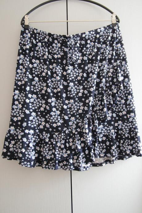 Tmavo modrá kvietkovaná sukňa xl, xl