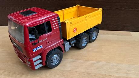 Nákladné auto zn.bruder, 