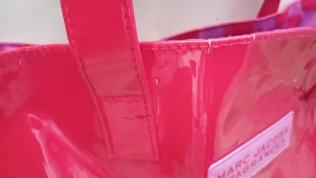 Značková kabelka lesklá červená, marc jacobs