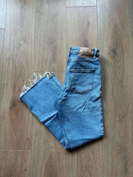 Rifle na gombíky zara, zara,34