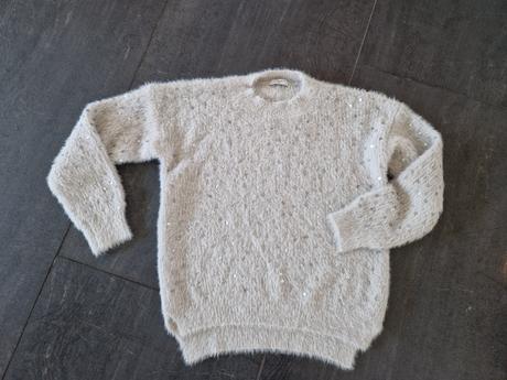 Mäkký pulóver s flitrami, s