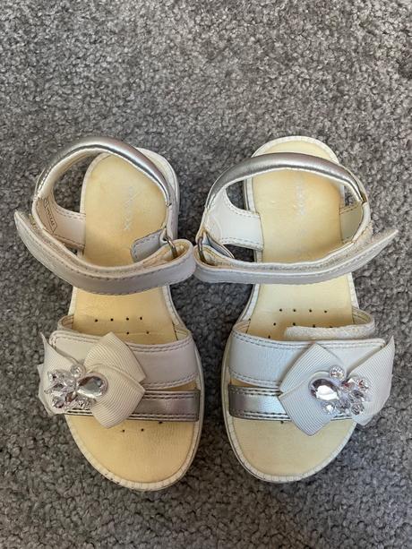 Makkučké kožené geox sa šálky, 26