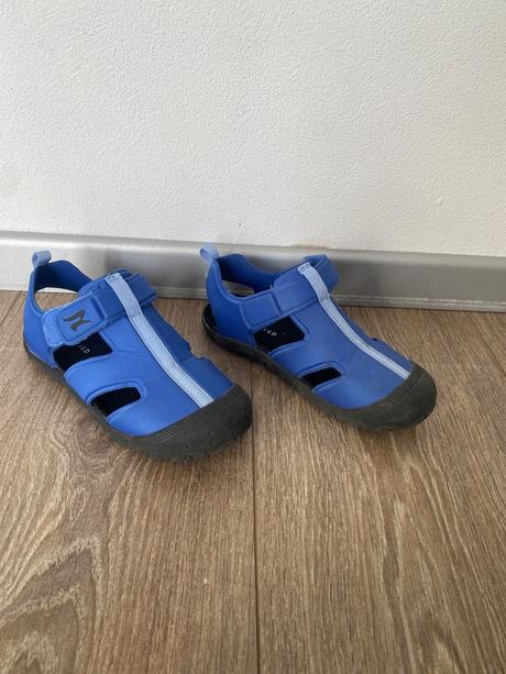 Sandale reserved, reserved,34