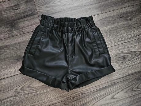 Koženkové kraťasy zara, zara,110