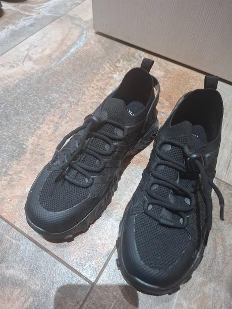 Predám tenisky, sinsay,37