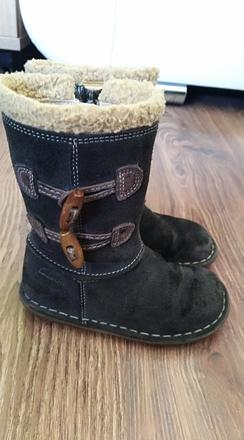 Kožené značkové prechodné čižmy, clarks,25