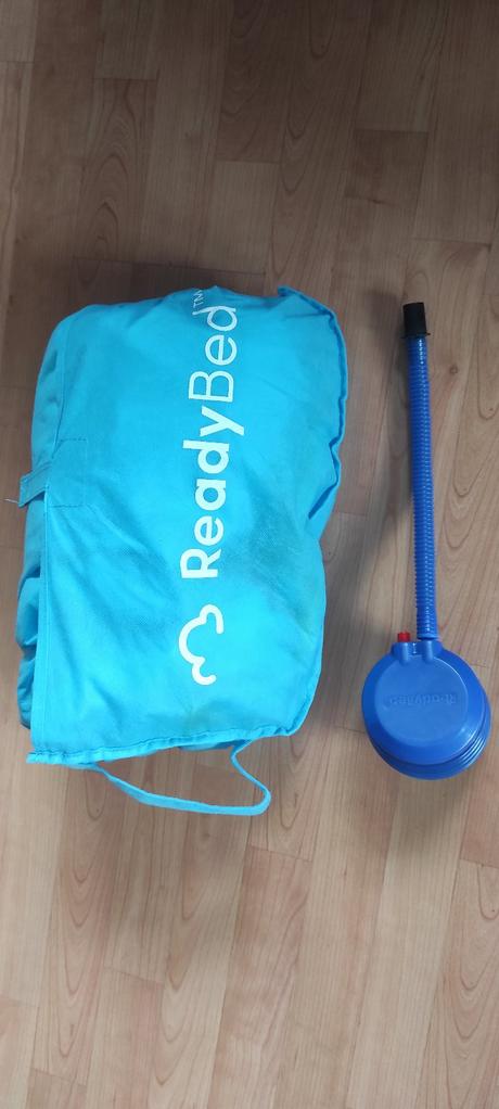 Nafukovacia postel + spacak rybička dory, 