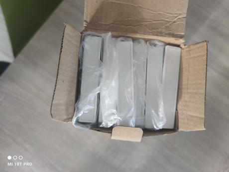 Oddelovac do zasuviek, 