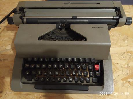 Písací stroj, 