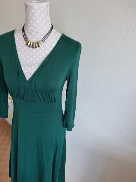 Zelene elast.šaty reserved 38, reserved,38
