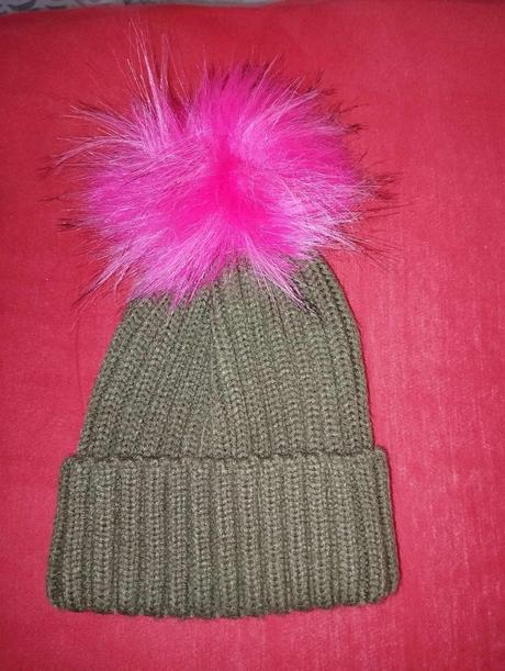 Moderná čiapka next, next,104