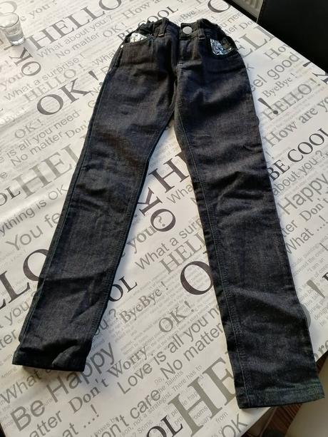 Texasky zanovne s flitrami, 134