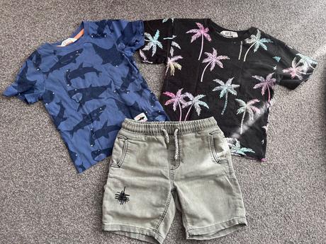 Kraťase, reserved,110