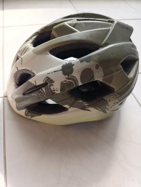 Prilba na bicykel r2 bondy, m