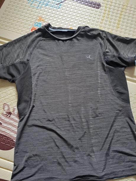 Športové tričko rozm. s, s