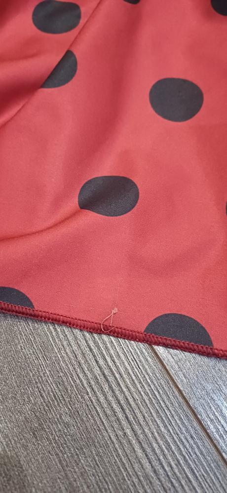 Slávnostné šaty, 122