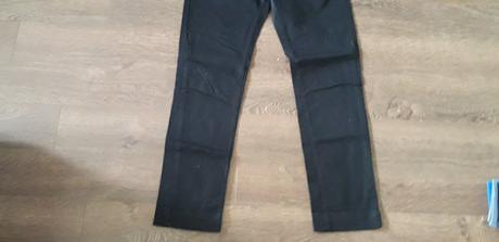 Nohavice v.36, bershka,36