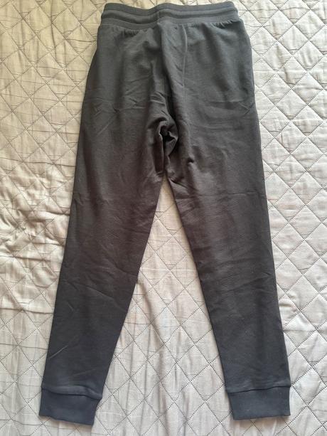 Cierne teplaky, pepco,146