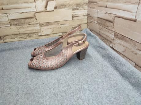 Ara 37,5 - dámske kožené sandále, ara,37