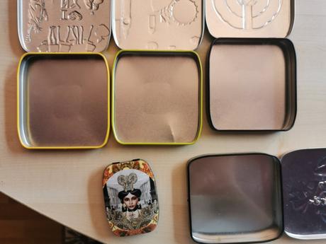 Plechové dózičky, 