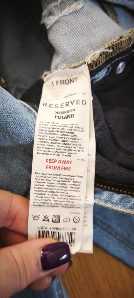 Elastické, reserved,158