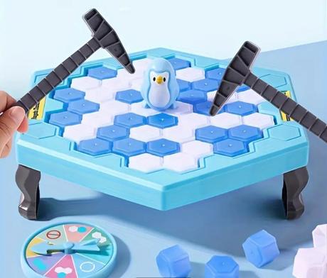 Hra tucniak na ladovci, 