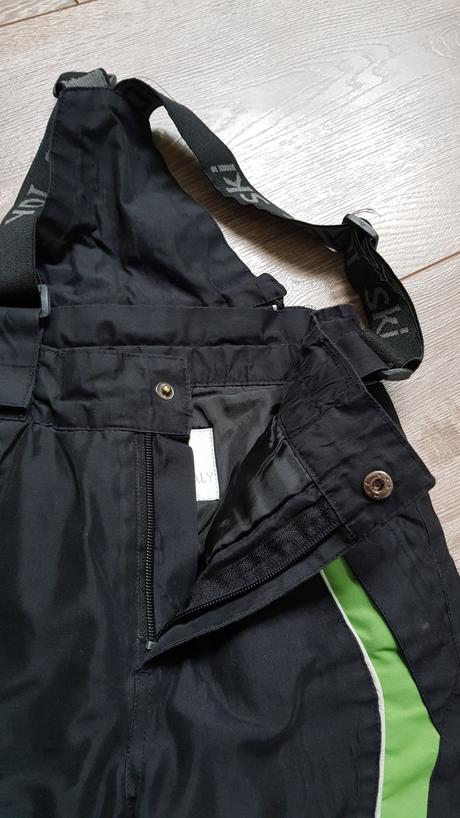 Chlapčenské otepľovačky, 104