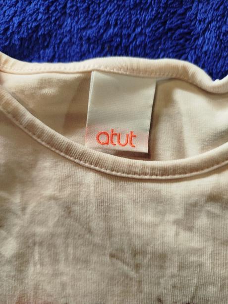 Tričko s koníkom, 122