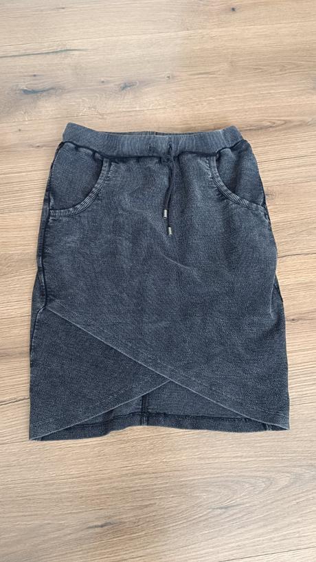 Športová sukňa, s