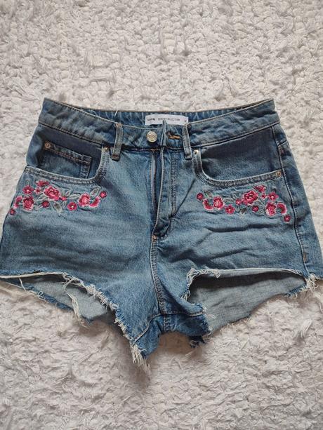 Riflové kvetinové šortky, sinsay,xs