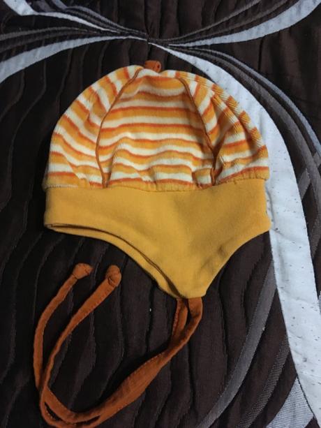 Pásikavá oranžová čiapočka na úšká prechodná, 68