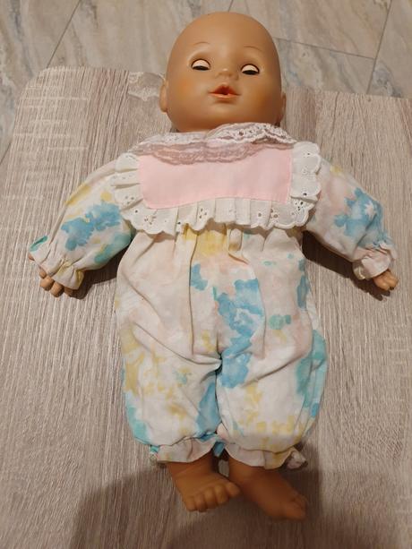 Babatko na hranie s oblecenim, 