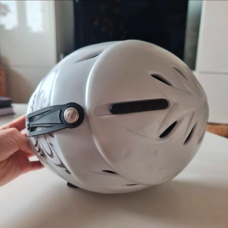 Detská lyžiarska prilba značky crivit, xs