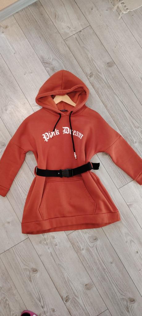 Predĺžená mikina, 152