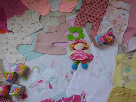 Balík oblečenia pre dievčatko 50/80 0/18 mesiac,