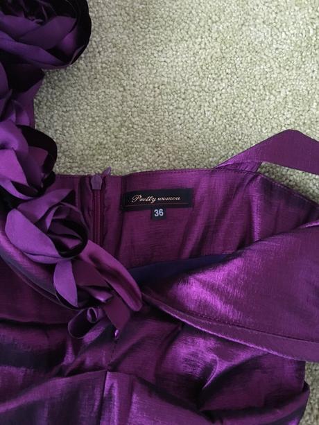Spoločenské krátke šaty v. 36, 36