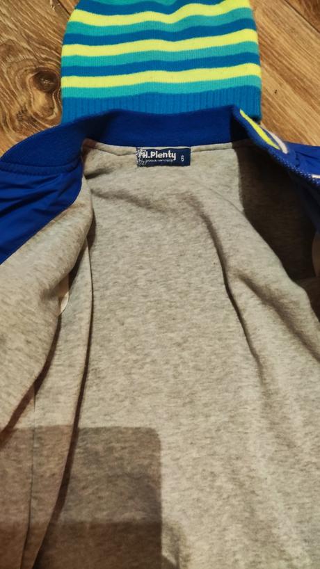 Vetrovky pre surodencov, 110