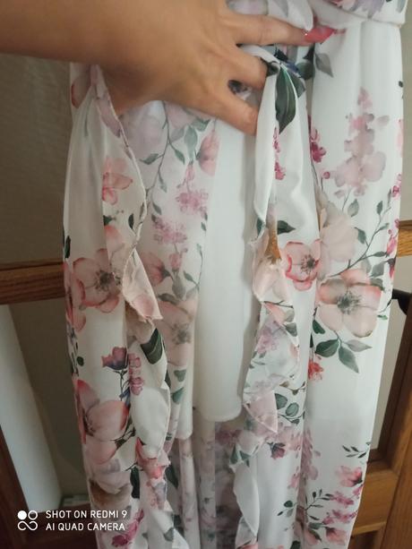 Ľahké letné šaty, s