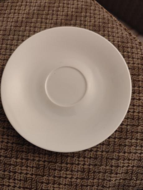 Biele podšálky 3ks, 