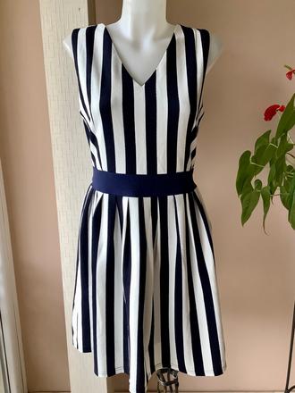 Krásne saty mela london, 40