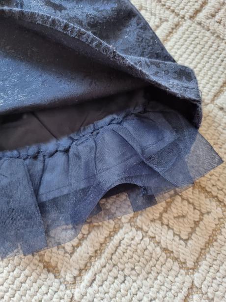 Sukna vel. 92, mayoral,92