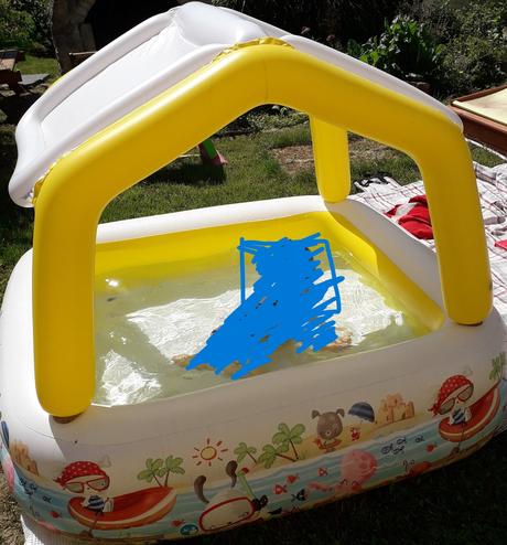 Bazén so strieškou, 