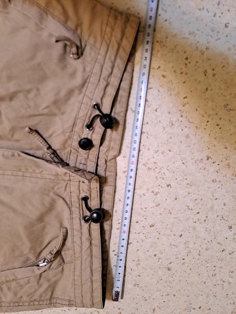 3/4  béžové nohavice, 44